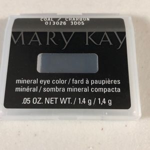 Mary Kay Makeup - Mary Kay Mineral Eye Color Coal Mary Kay Makeup - Mary Kay Mineral Eye Color Coal